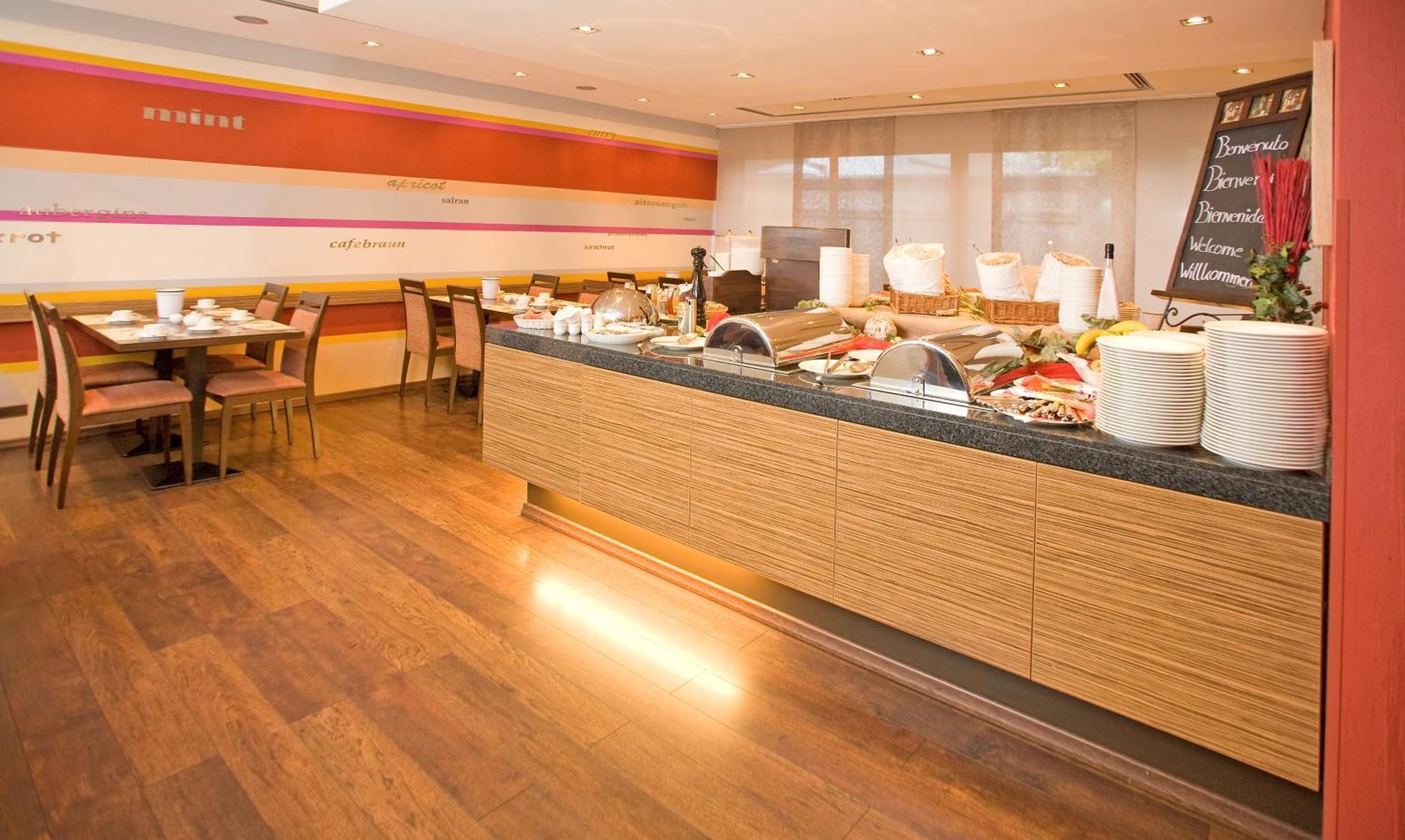 Mercure Hotel Koeln Belfortstrasse Restoran fotoğraf